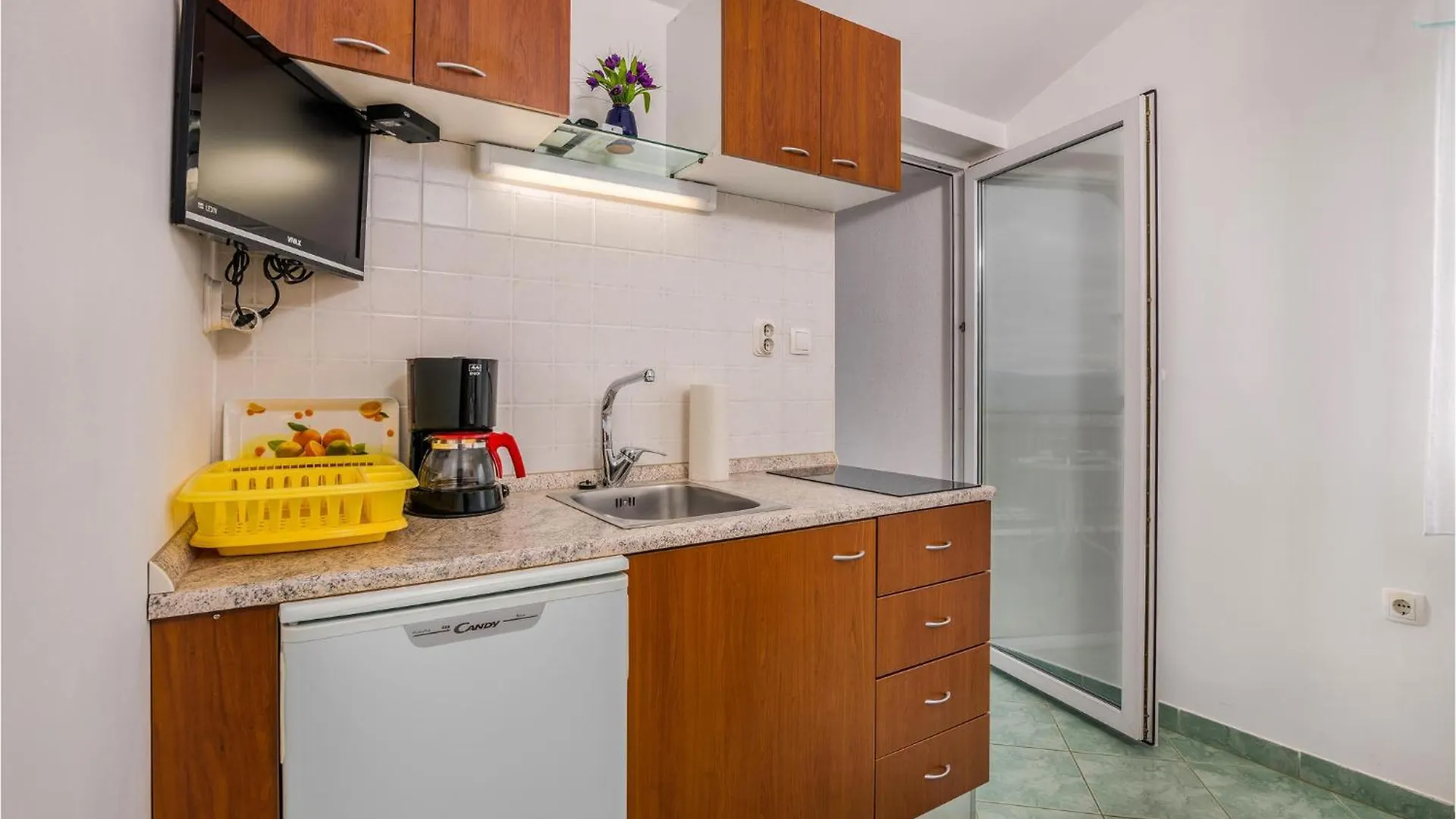 Cozy Apartment In Brzac With Wifi 0*,
