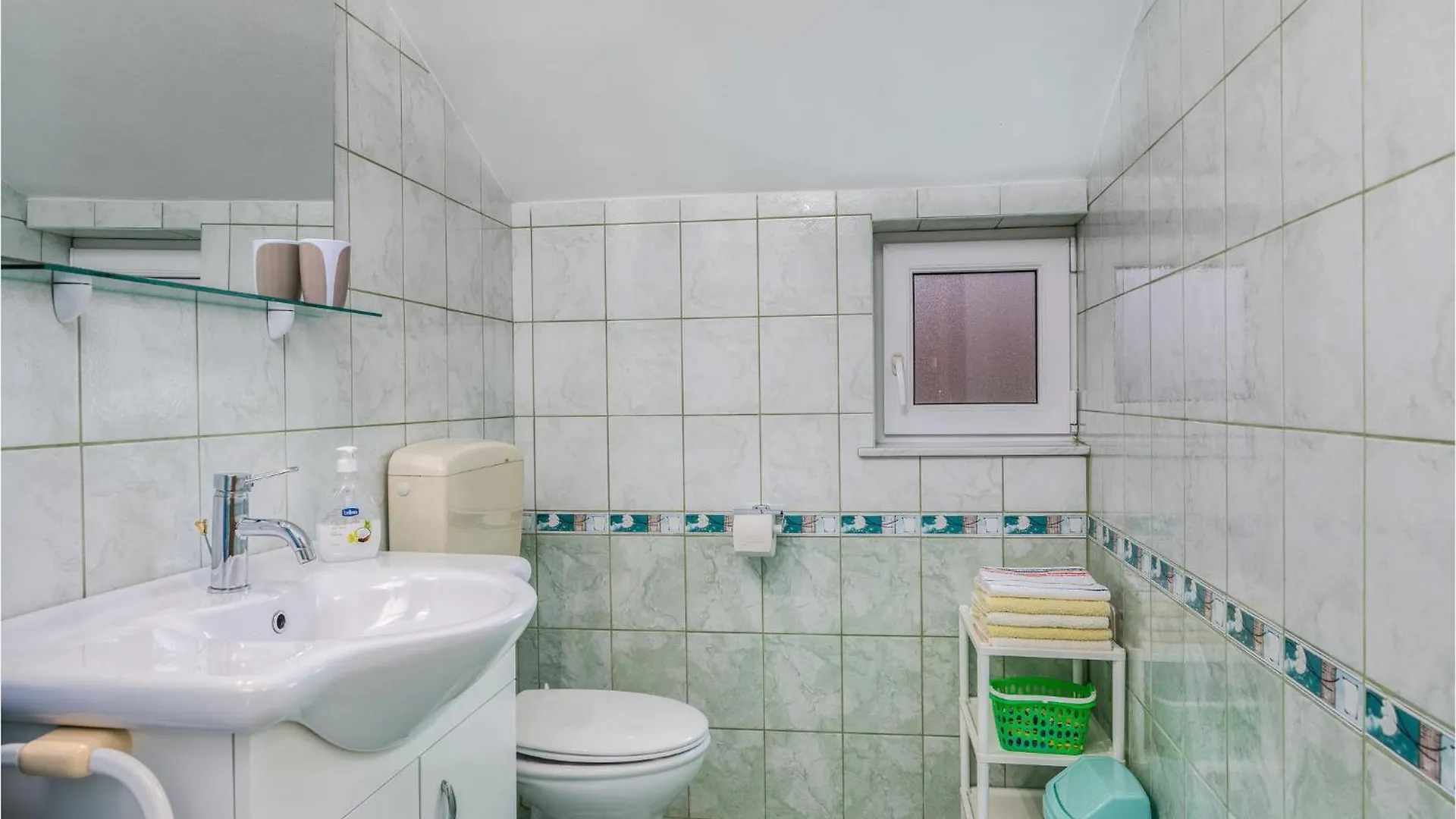 Cozy Apartment In Brzac With Wifi Croatia