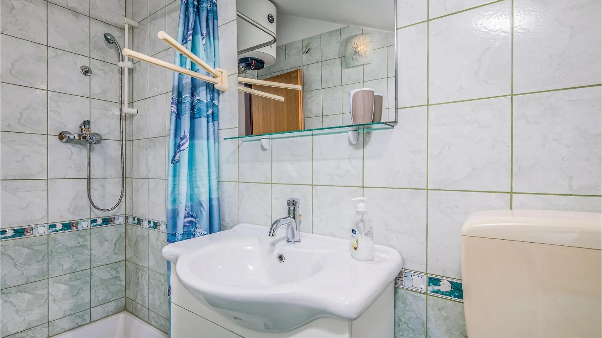 Cozy Apartment In Brzac With Wifi